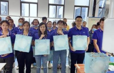 如何选择数据线OEM代工厂？申盛科技，你值得信赖的数字技术服务伙伴